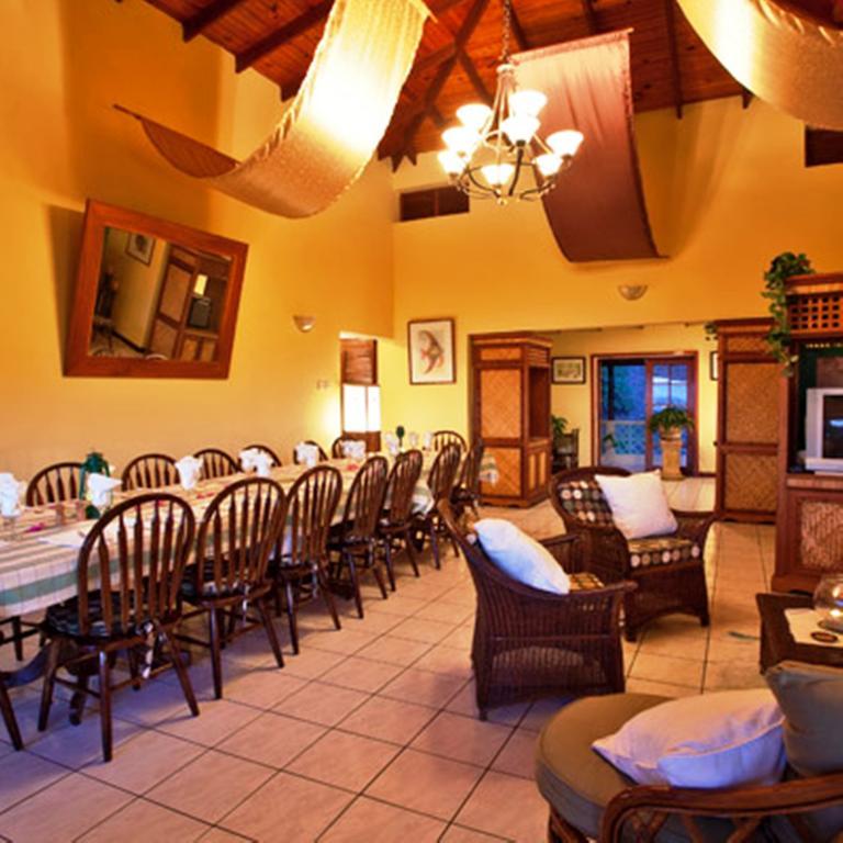 Villa Capri Cap Estate Exterior photo