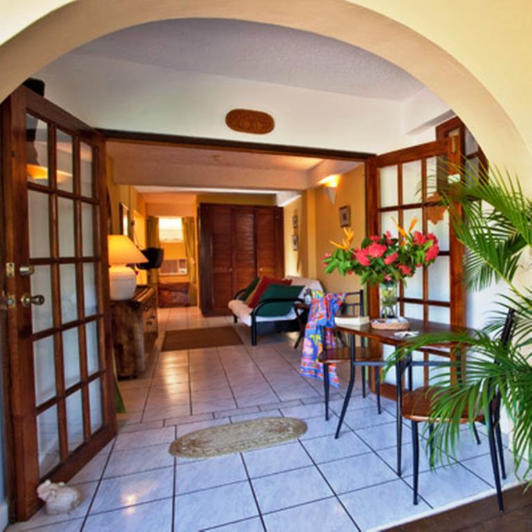 Villa Capri Cap Estate Exterior photo