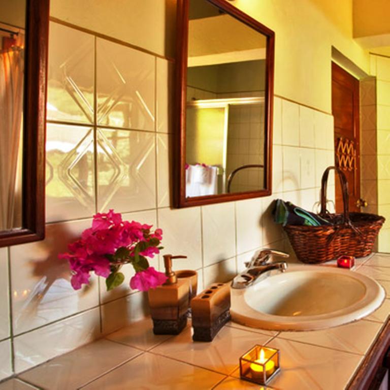 Villa Capri Cap Estate Room photo
